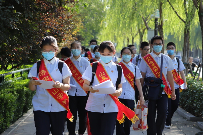 济南燕山中学：优化课程顶层设计 完善课后服务体系