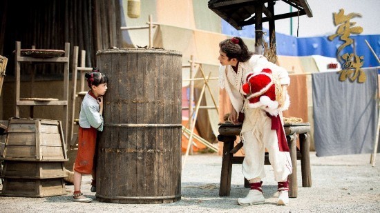 姜彭电影《年兽》杀青 雄姿初现显少年英气