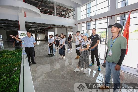 粤桂扶贫协作 深巴一家亲：东西“牵手”拔“穷根”