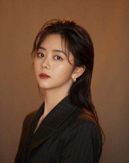 谭松韵现身妈妈被撞案庭审|真相大白了!谭松韵现身妈妈被撞案庭审 被告肇事前曾喝7杯左右啤酒