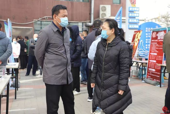 五里沟街道举办2023年“春风送真情 援助暖民心”招聘会