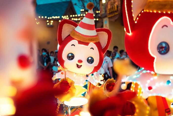 济南融创文旅城“灯光节”今晚闪耀启幕，39天持续“光宴”泉城