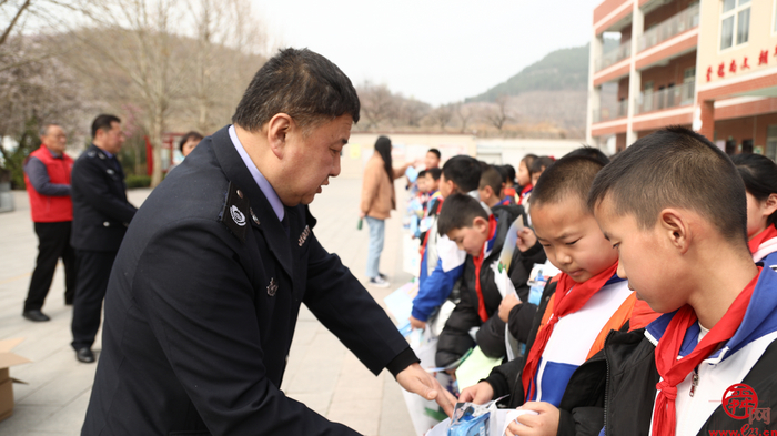 济南市城乡水务局水政监察支队圆满完成“世界水日”“中国水周”系列普法宣传活动