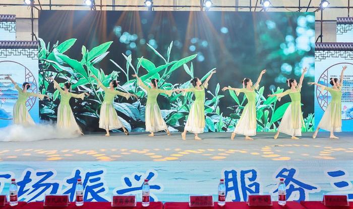 茗聚泉城·茶香天下丨第十七届济南茶博会盛大开幕