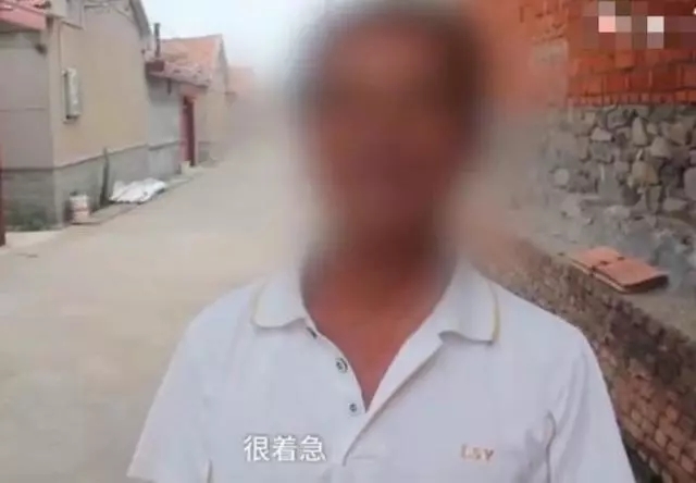 青岛8岁女孩被亲妈“圈养”！不让上学！至今不认识爷爷奶奶