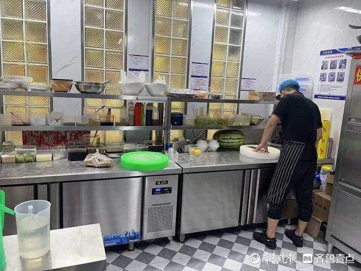 “拍黄瓜”被罚款5000元上热搜,其实是处罚“超范围经营”