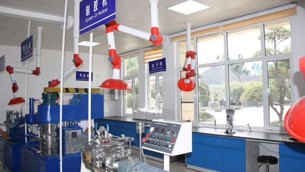 山东宇信纳米碳酸钙实验室成为“潍坊市重点实验室”