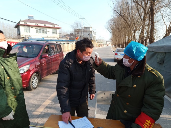 历城区荷花路街道霍家流村第一书记冯文国：我的脱贫攻坚故事