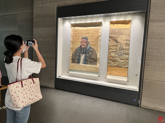 “云话山东”媒体行走进孔子博物馆