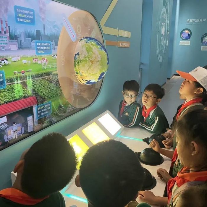 探索科技奥秘，商河县第五实验小学师生走进省科技馆