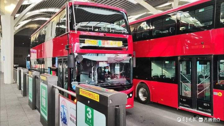 公交发车班次翻倍！济南街头重现“车水马龙”