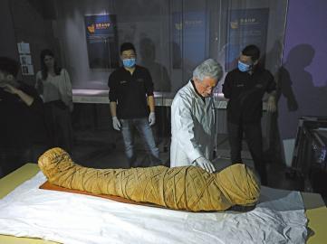 今天省博排起史上最长的队！只为一观埃及木乃伊真容