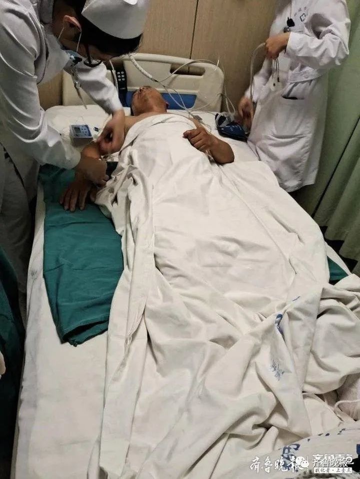 生死关头！山东一男子从16楼纵身跳下救起3岁娃！