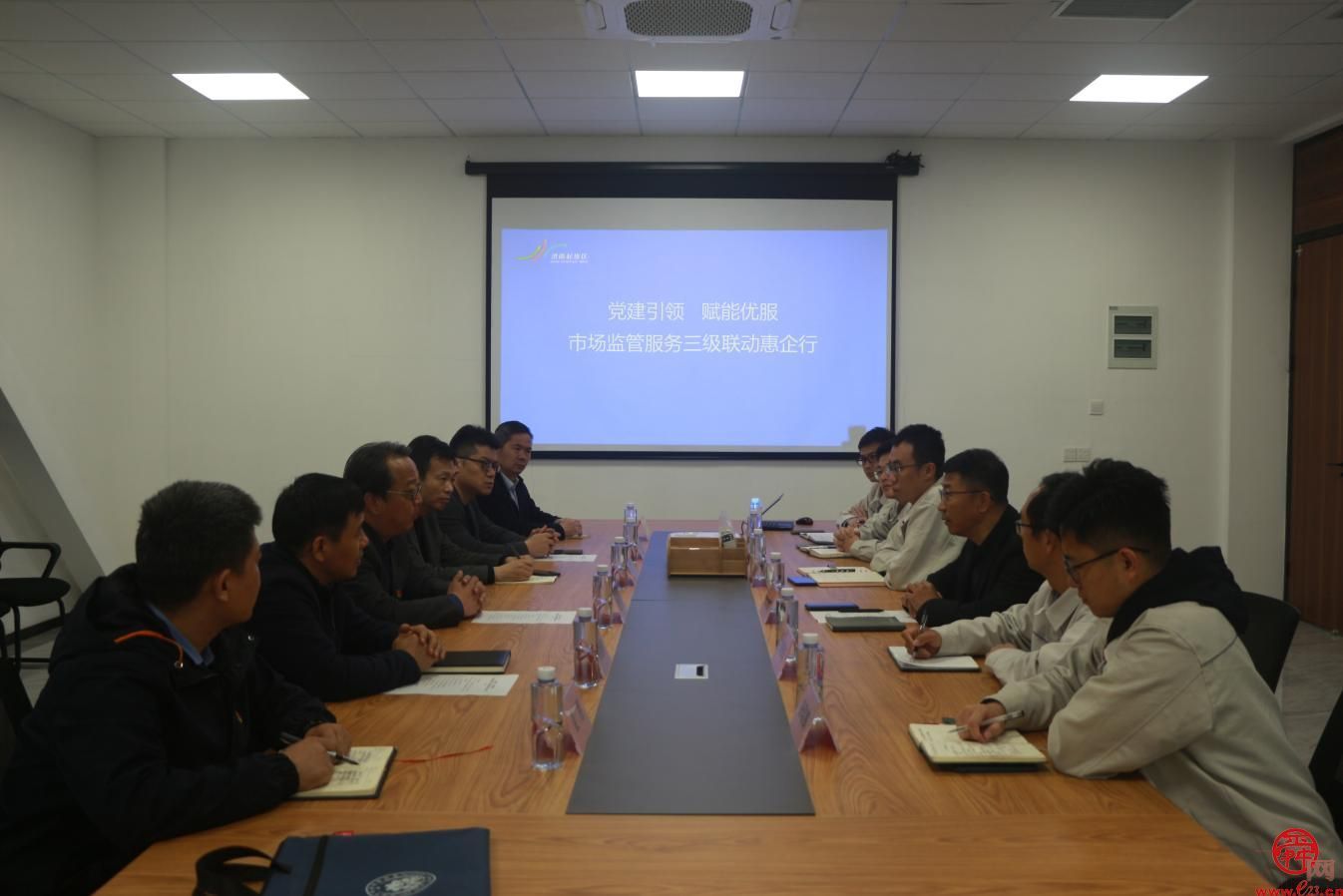 党建引领赋能优服 起步区市场监管服务三级联动惠企行走进比亚迪