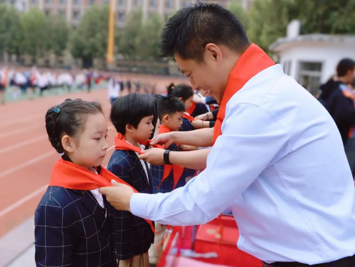 件件“提案”有答复，这场少代会让学生成为校园“小主人”