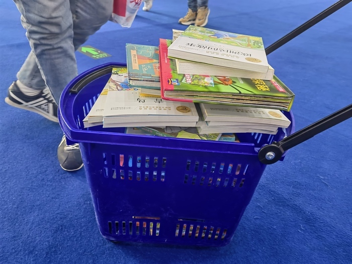 济南人买书都论筐？疯狂的爱书人来晒单了