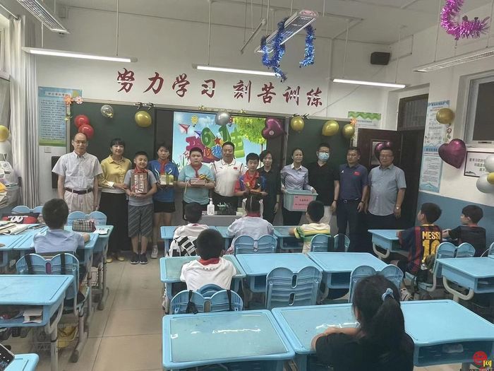 争做新时代好队员——济南市皇亭竞技体育学校举行“庆六一”主题活动