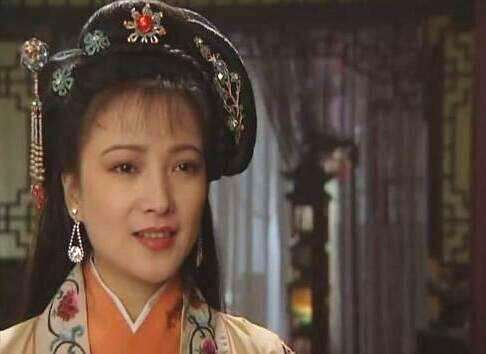 55岁何晴近照曝光，演遍四大名著，曾被称为“内地古装第一美女”