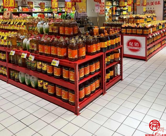 为爱值守  济南大润发开足马力保障供应   集中配送效率高