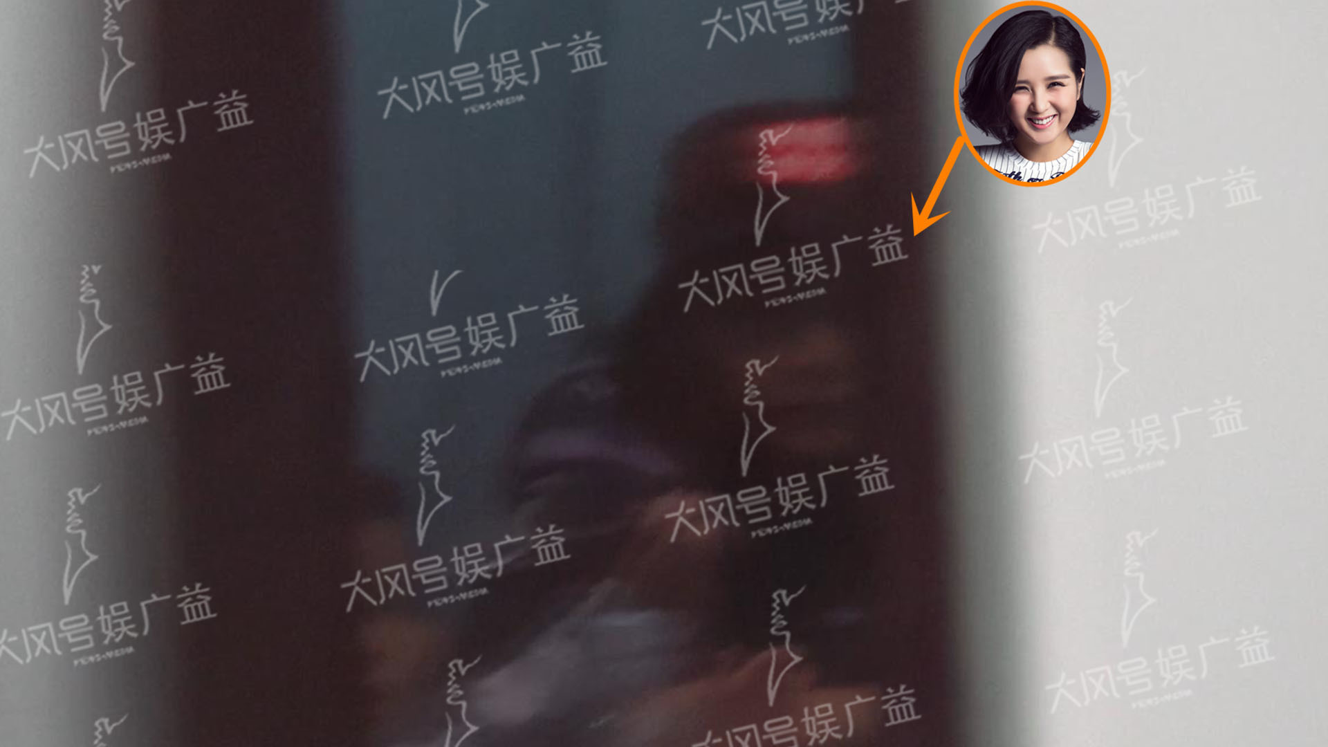 何洁产后忙工作赚钱    带儿吃饭心不在焉表情超敷衍