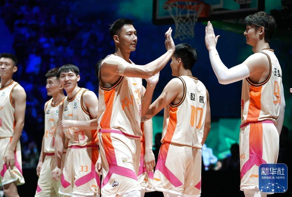 CBA全明星赛：北区明星队117-113战胜南区明星队