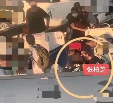 张柏芝被曝疑与空乘人员起冲突 争执一小时后被赶下飞机