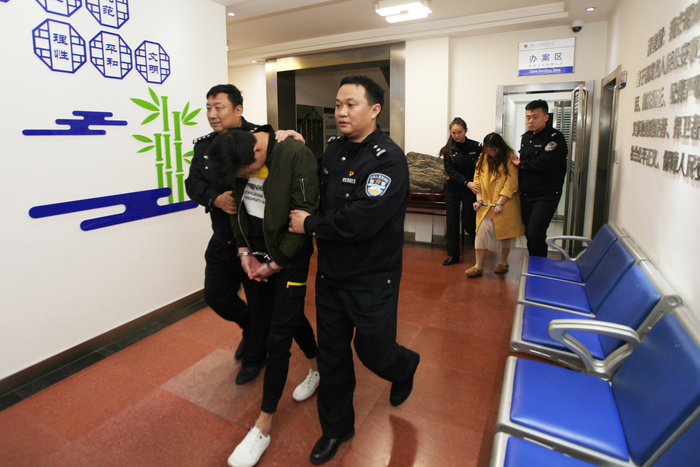 Ϳ ֧пֻšסΪթƭף