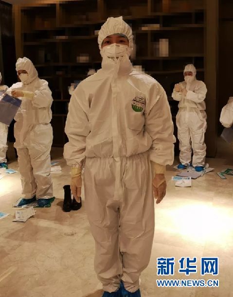 新华网连线武汉：这些来自一线救援人员的日记，让人泪目！