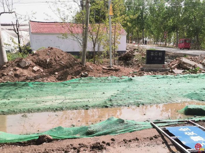 【啄木鸟行动】商河县252县道西石桥村渣土裸露