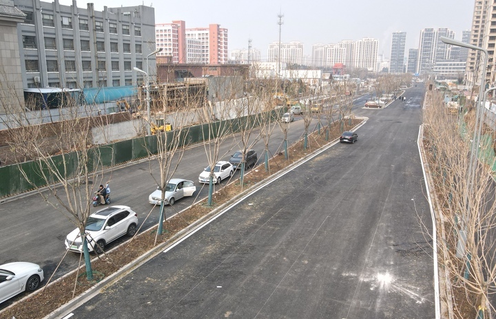 华阳路新建路段改造近尾声，济南中央商务区交通将更加便利