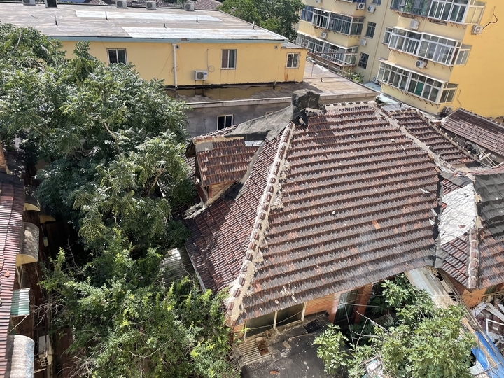 探访苗海南旧宅：建筑至今保留完好，还有部分原厂工人在此居住