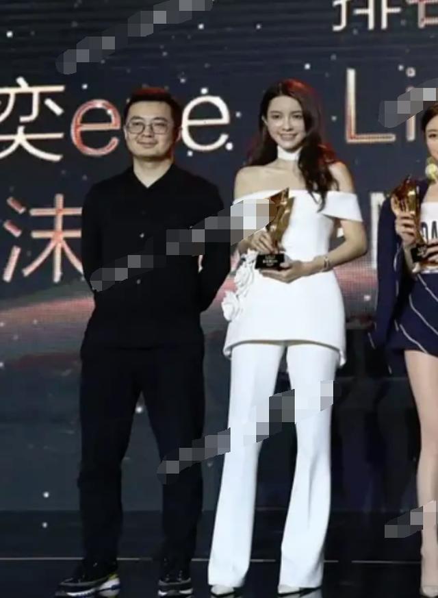 不惧负评?张大奕风波后重开评论:初心从未改变