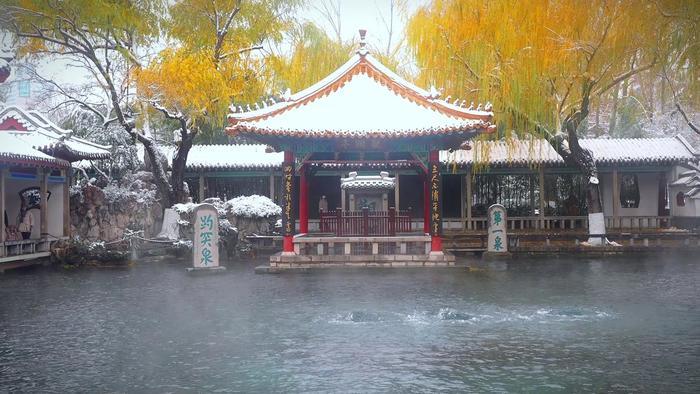 从“山 泉 湖 河 城”看济南的冬天