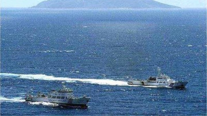 中国海警舰艇编队7月29日在我钓鱼岛领海巡航