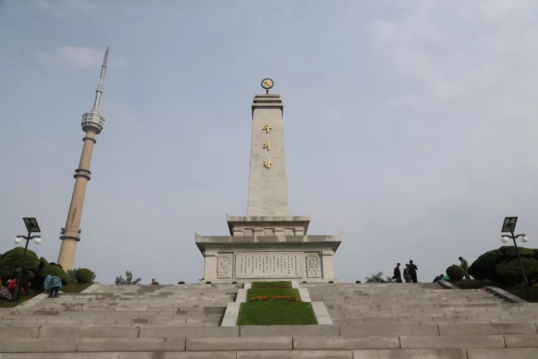 中朝历史性互访，习近平表达“三个坚定支持”