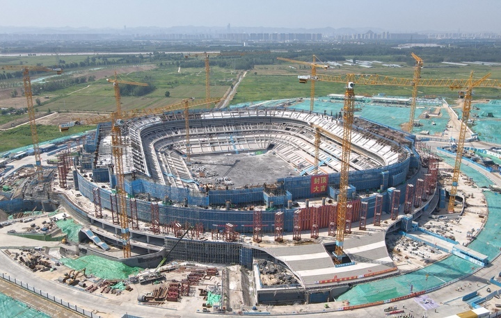 371天！济南黄河体育场主体结构完成封顶