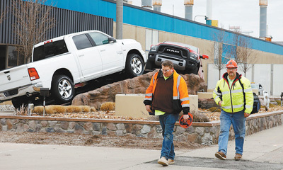 受疫情影响全球供应链遭受严重冲击 多国积极应对