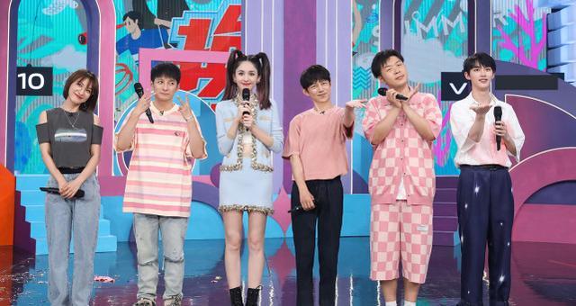 丁程鑫加入快乐家族 丁程鑫是谁？这事你怎么看？