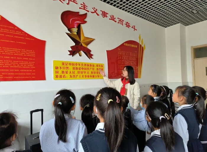 先锋引领促成长，莱芜区世纪城小学开展入队前教育
