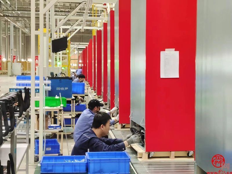 专精特新看中国｜新北洋智能快递柜：掌握核心技术 “单项冠军”产品解决快递“最后一公里”