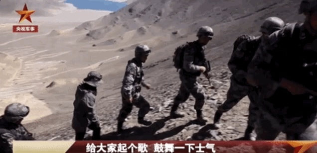 儿子会说话的时候，叫了他一声叔叔……