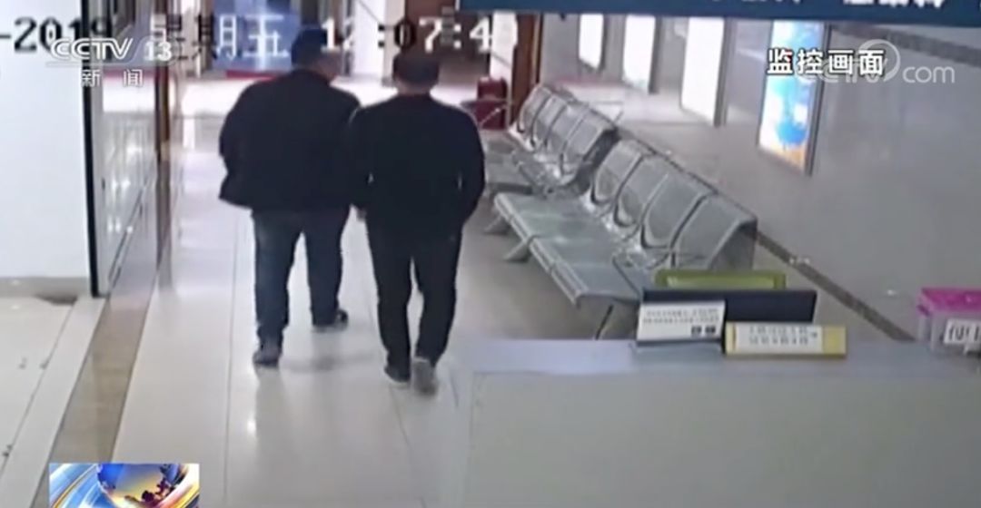 细思极恐！他们偷偷溜进医院诊室，真实目的是什么