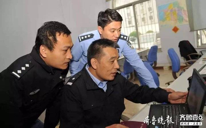 铁血刑警！面对亡命徒他冲在前，第一时间将人质护在身后