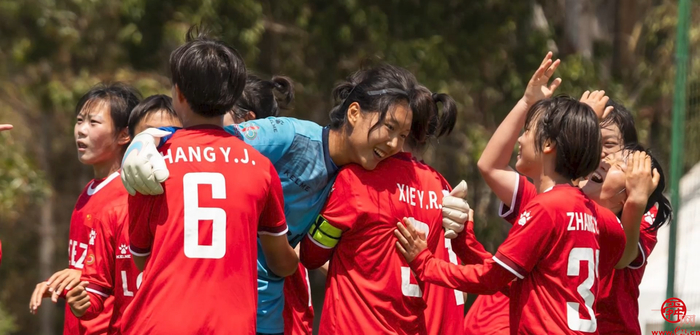 舜视频｜国庆特别策划—“少年强 中国强”历二女足“铿锵玫瑰”绽放世界之巅