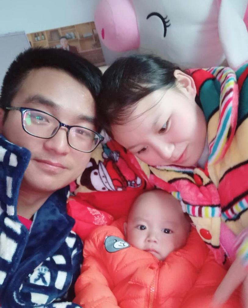 今天，一张照片刷屏了