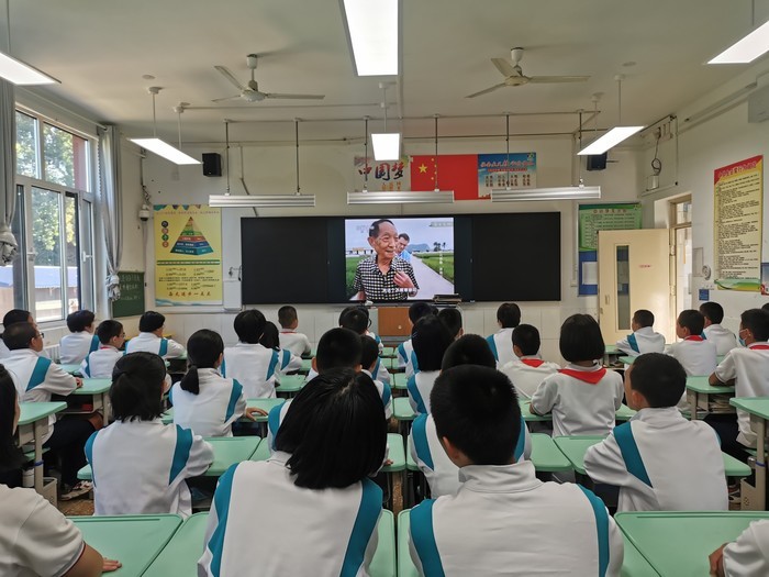 济南三十四中学子开启探秘农业研学之旅