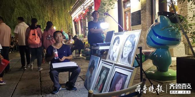 十一假期的济南百花洲很有逛头，好看的，好玩的，全都有