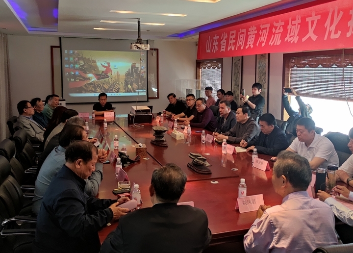 对刘氏家族收藏的几千块古钟表进行集中展示，探究钟表发展史，在大众中普及钟表知识，为保护这一人类文化遗产做贡献。