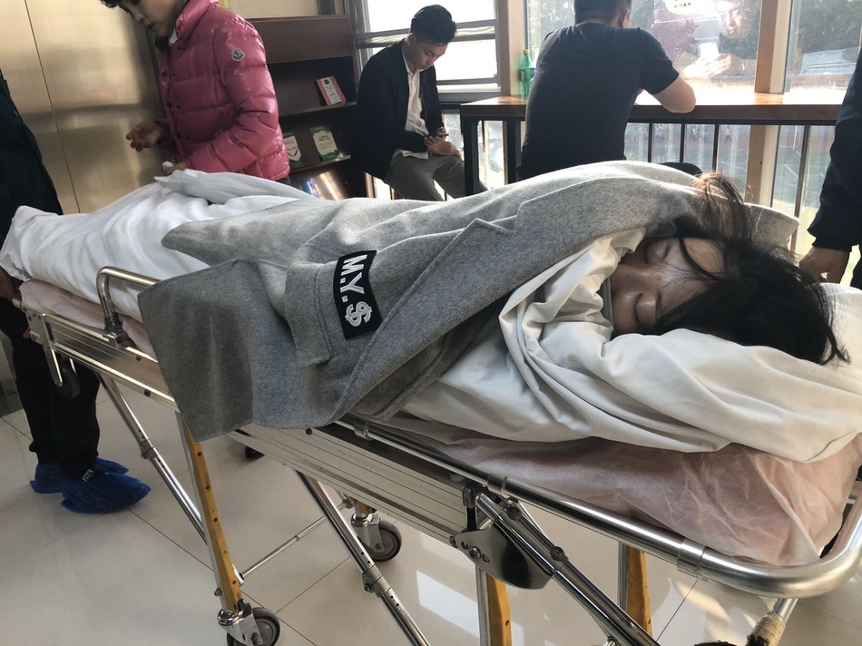 徐冬冬手术出事故，前男友发文：无奈又不可思议