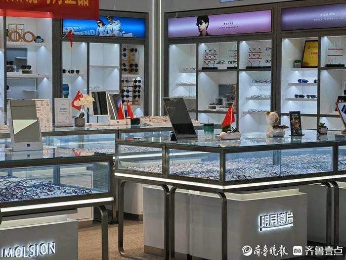 从几十元到上万元，配副眼镜价格差别咋那么大？